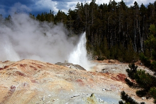 Yellowstone-NP-1-007