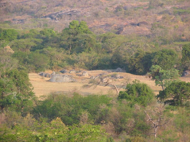 Zimbabwe-ruins_0544