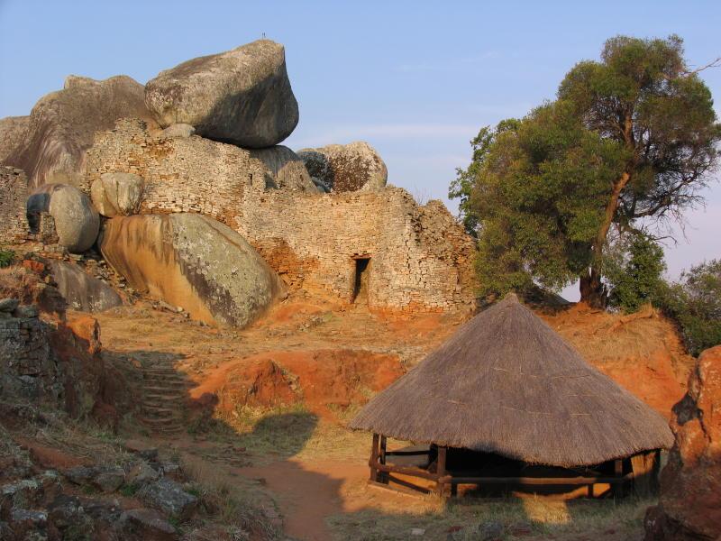 Zimbabwe-ruins_0548