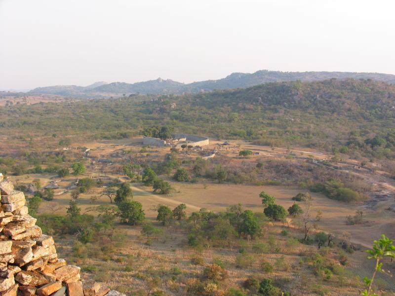 Zimbabwe-ruins_0550