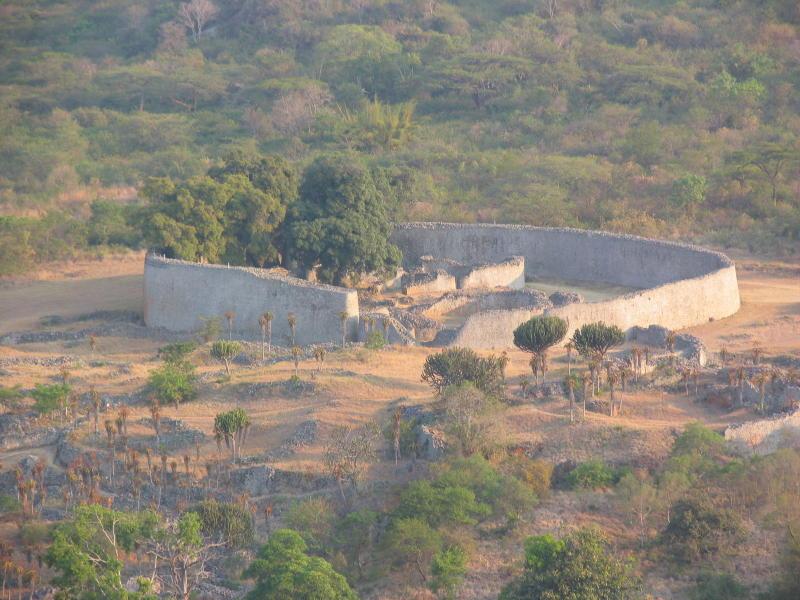 Zimbabwe-ruins_0551